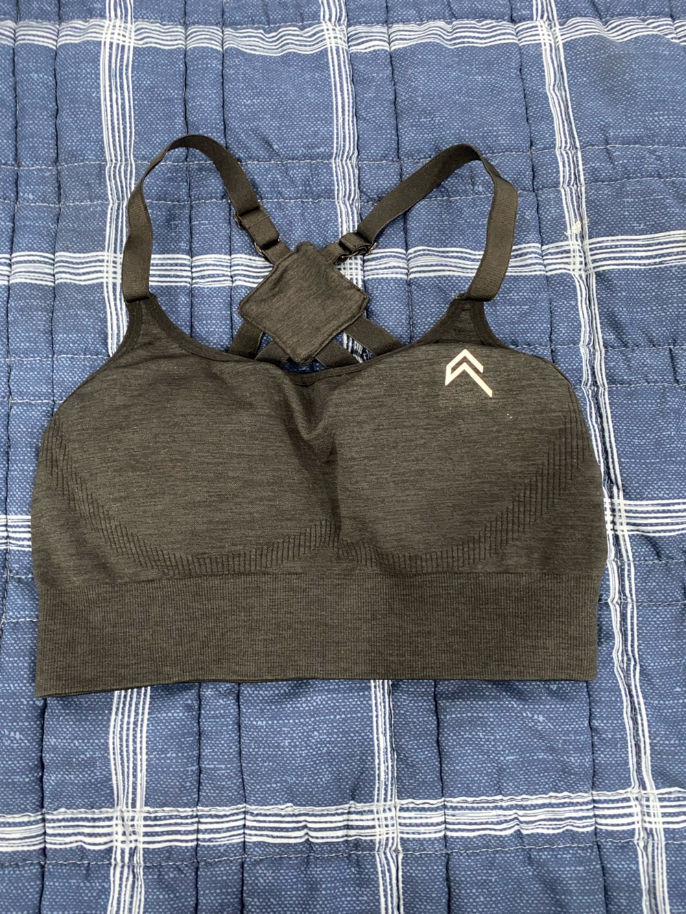 Women's Seamless Black Sports Bra with Supportive Straps